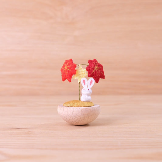 ゆらゆら紅葉 動物たち うさぎ