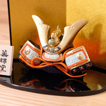 錦彩出世兜金龍・小