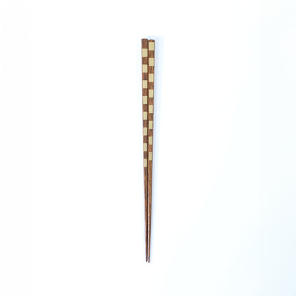 One-character chopsticks