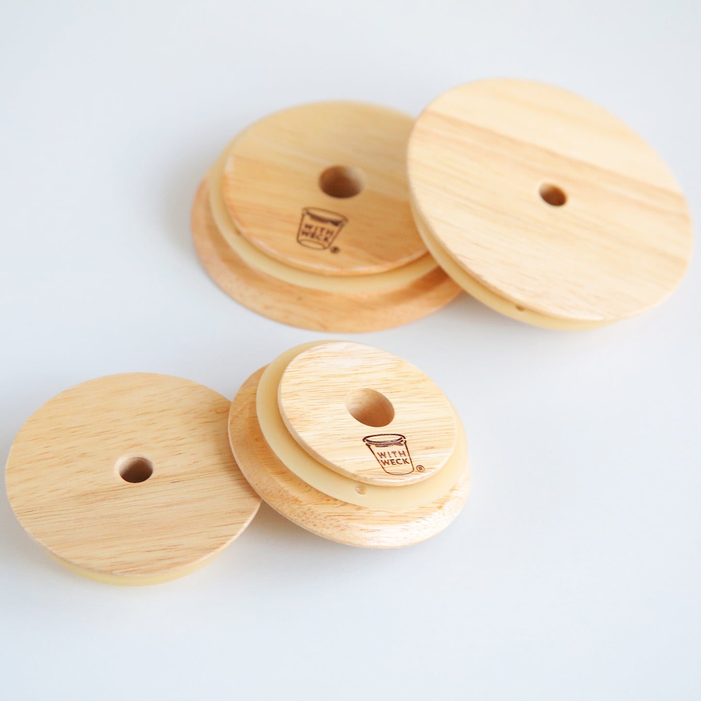 FLAT TOP WOODEN LID w/HOLE M