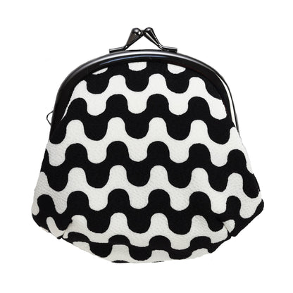 Chirimen clasp pouch