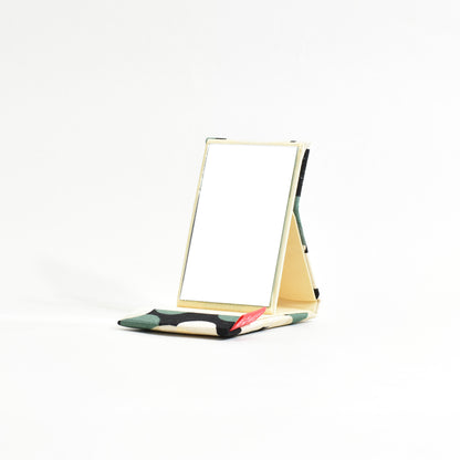 Small mirror
