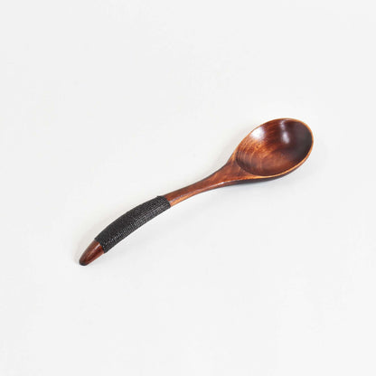 Small wooden ladle with cloth lacquer