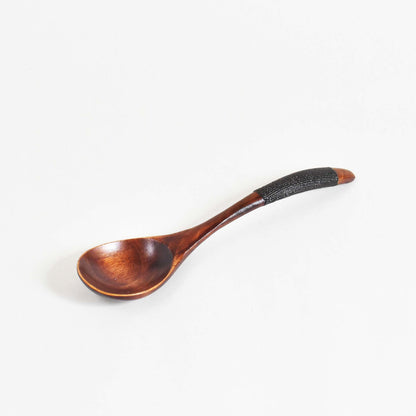 Small wooden ladle with cloth lacquer
