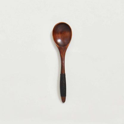 Small wooden ladle with cloth lacquer