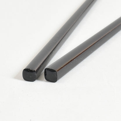 Lacquered chopsticks for guests, dishwasher safe