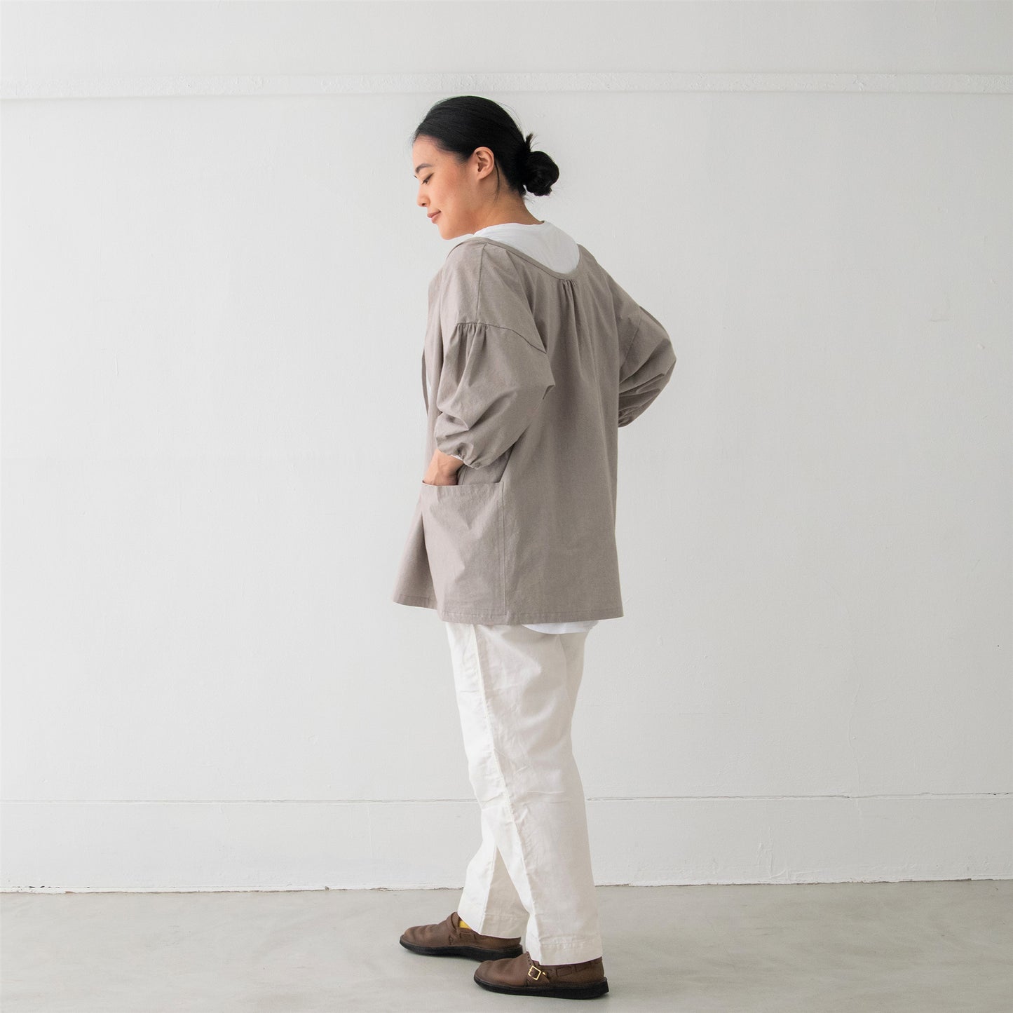 smock apron