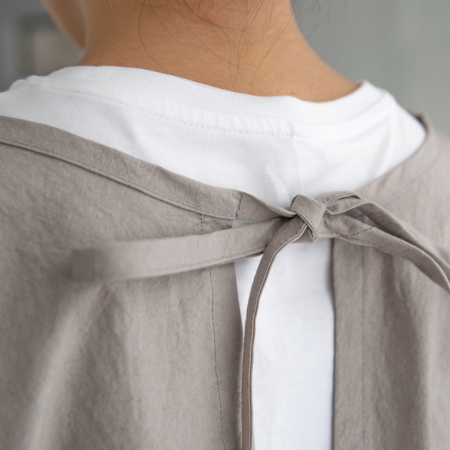 smock apron