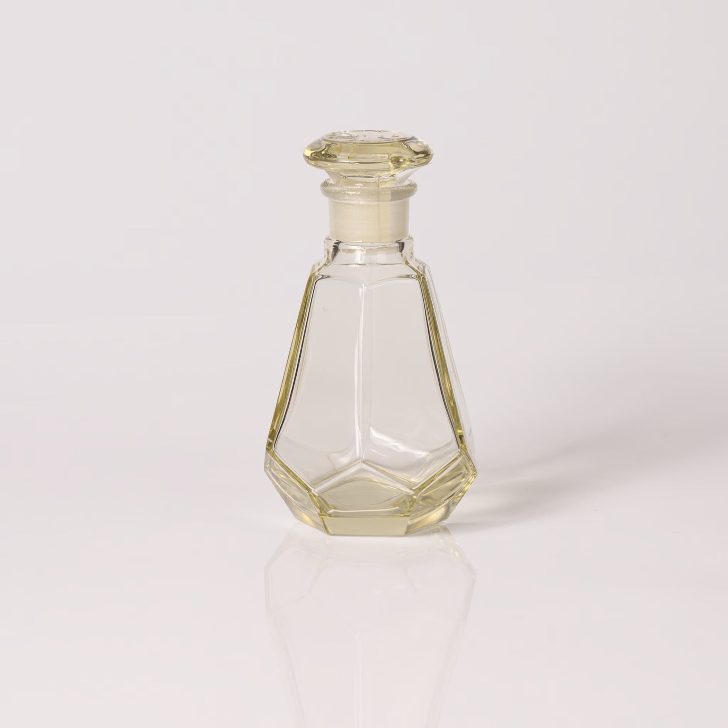 Reproduction soy sauce dispenser, cherry blossom, ancient color