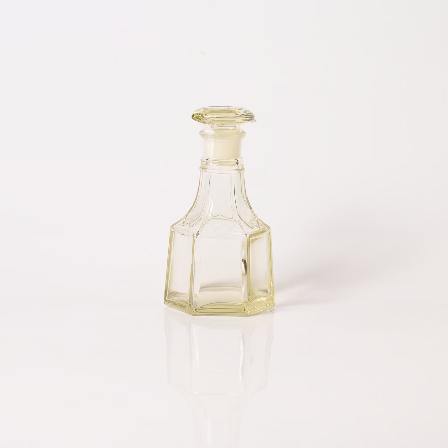Reproduction soy sauce dispenser, cherry blossom, ancient color