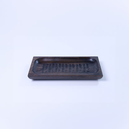 手彫長角皿 小 黒拭漆