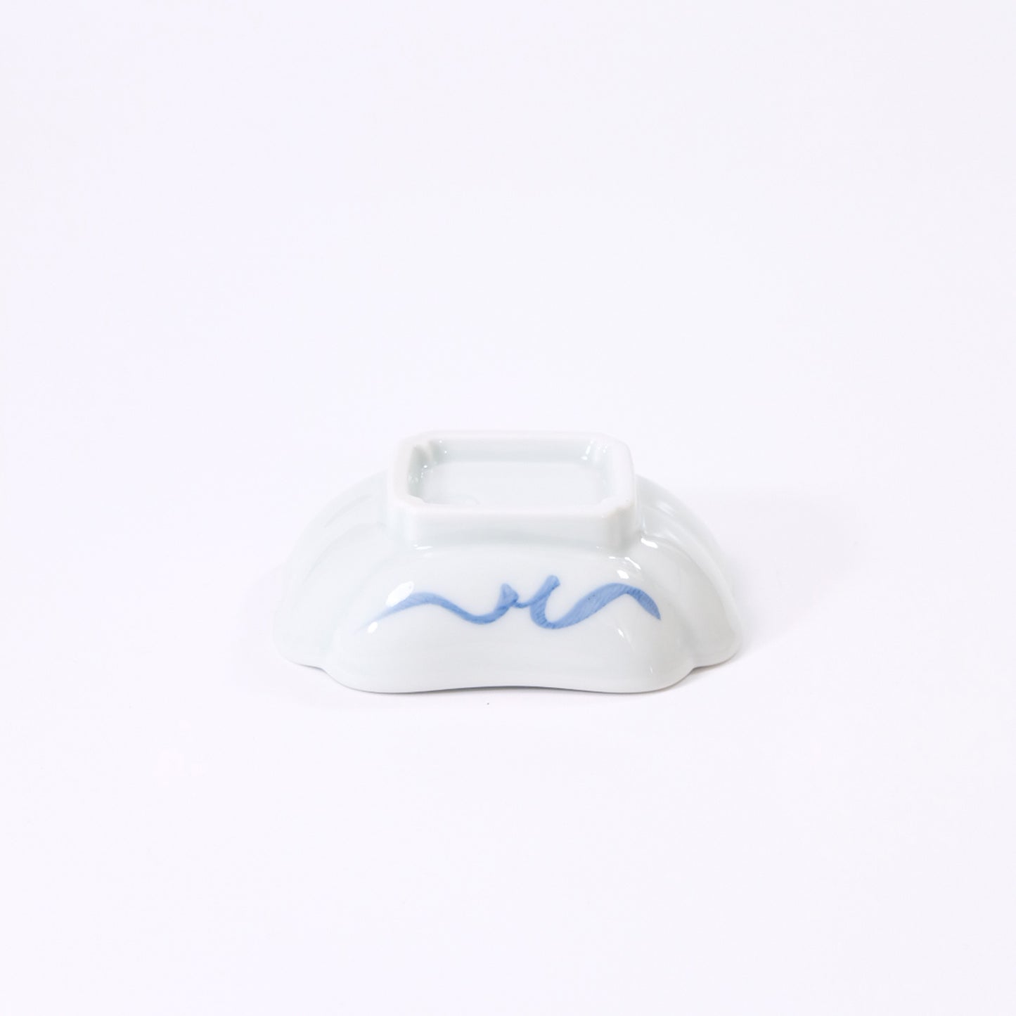 Small square plate with landscape and octopus arabesque pattern