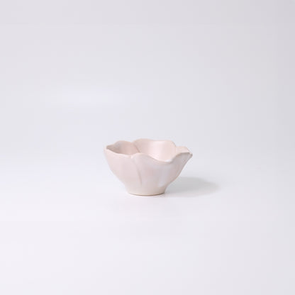Camellia 2.5 inch small serving bowl
