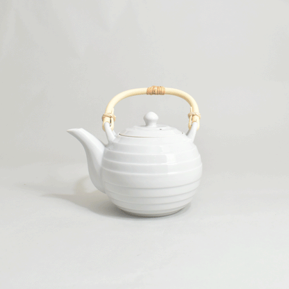Clay pot