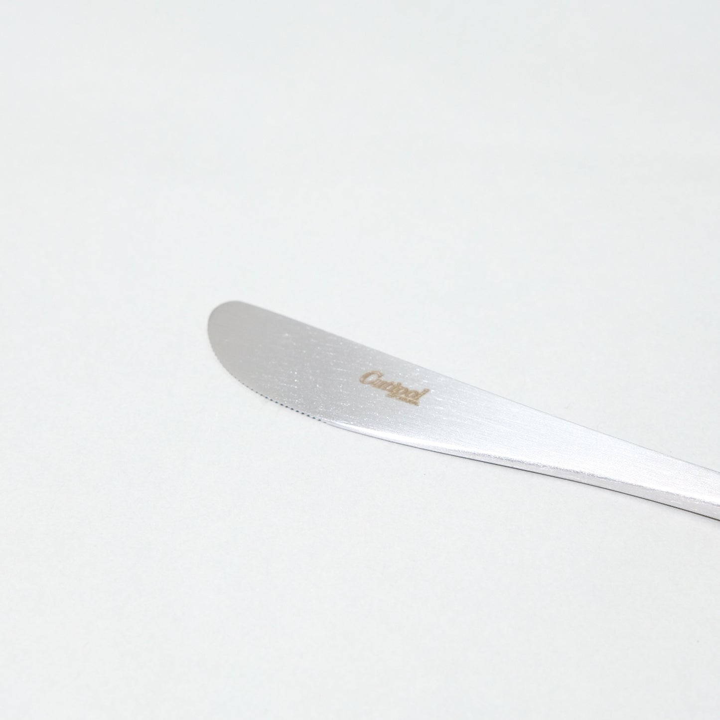 MIO WHITE TABLE KNIFE