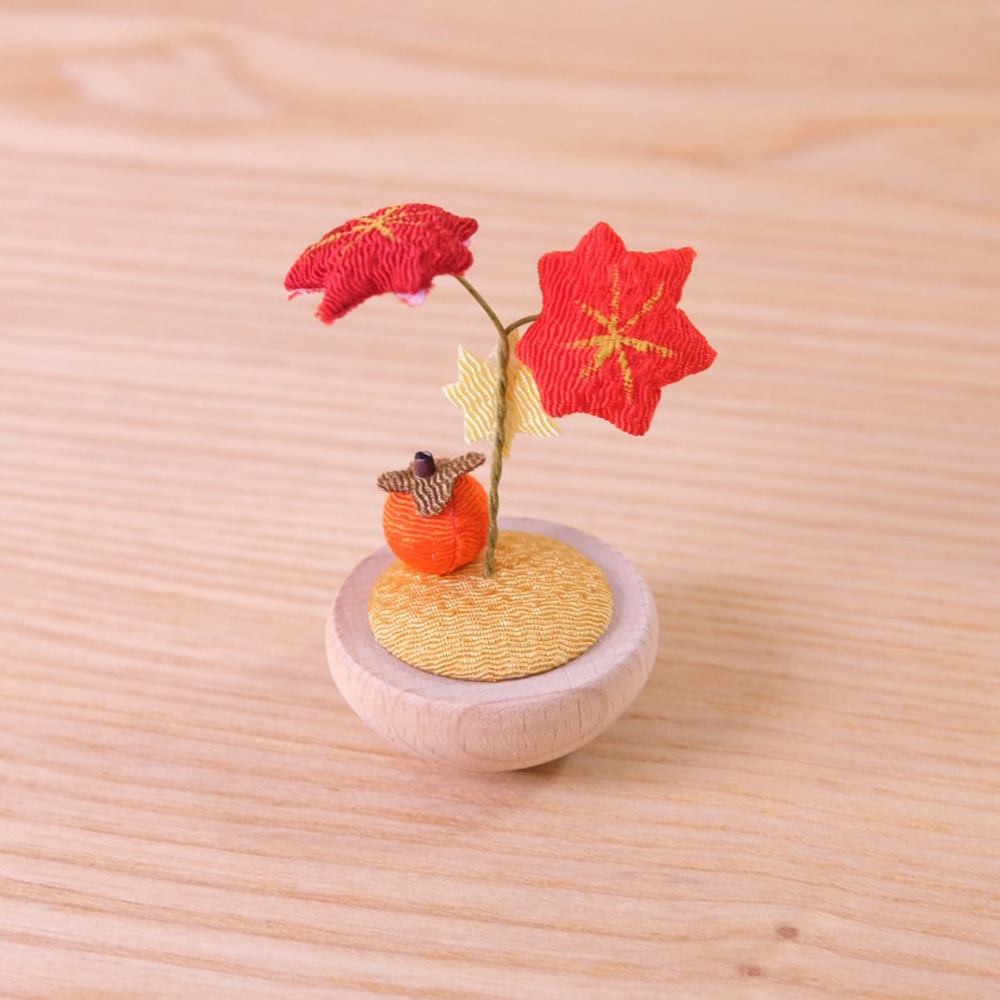 ゆらゆら紅葉 秋の実り 柿