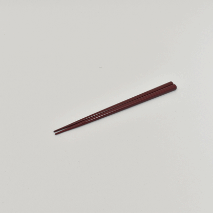 Lacquered chopsticks for guests, dishwasher safe