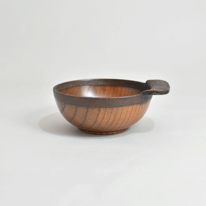 Wooden rice bowl with cloth and lacquer