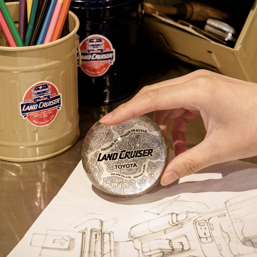 ガラスペーパーウェイト LCエディション