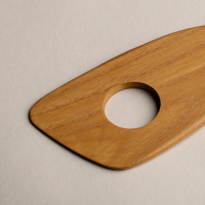 THE DAY Spatula with Holes