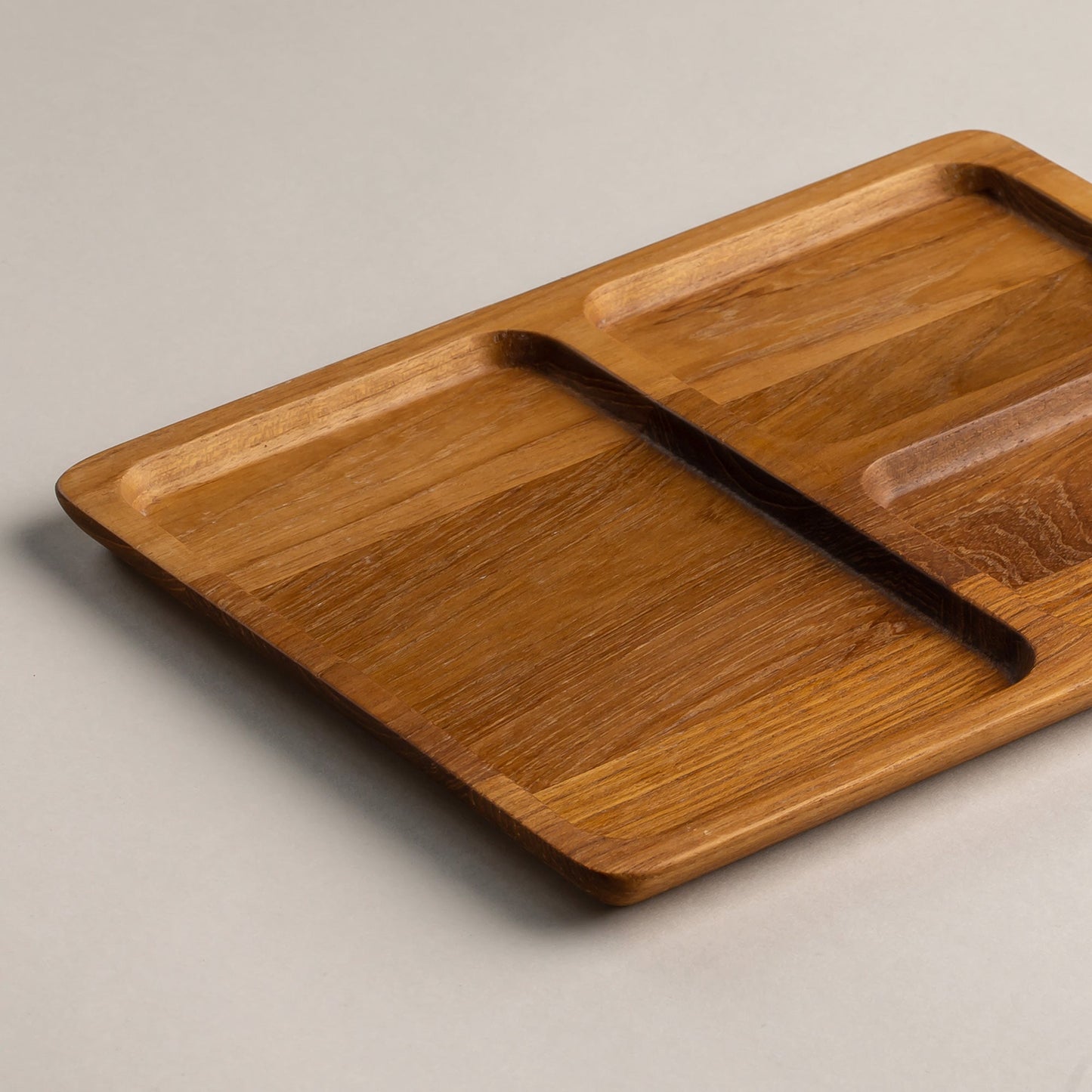 TEAKWOOD CAFE PLATE SQUARE L